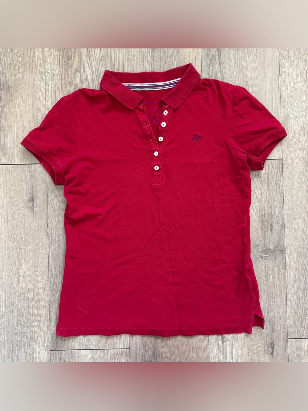 Aeropostale Red 1/4 Button Baby Tee Size Large Y2K 2010’s